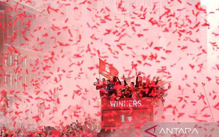 FSG Pertimbangkan Jual Saham Kepemilikan Liverpool