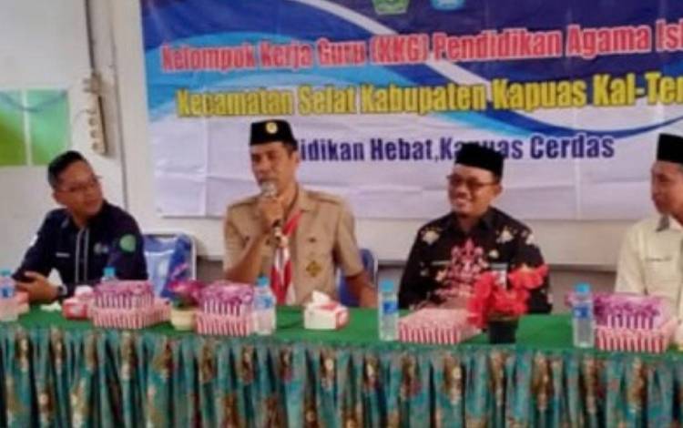 Guru PAI di Kapuas Diminta Aktif Perhatikan Absensi Kehadiran