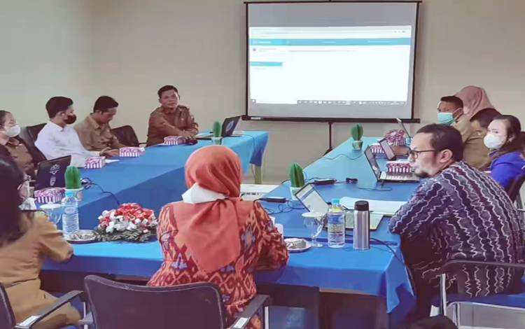 Disarpustaka Kapuas Fasilitasi Monev Aplikasi Srikandi