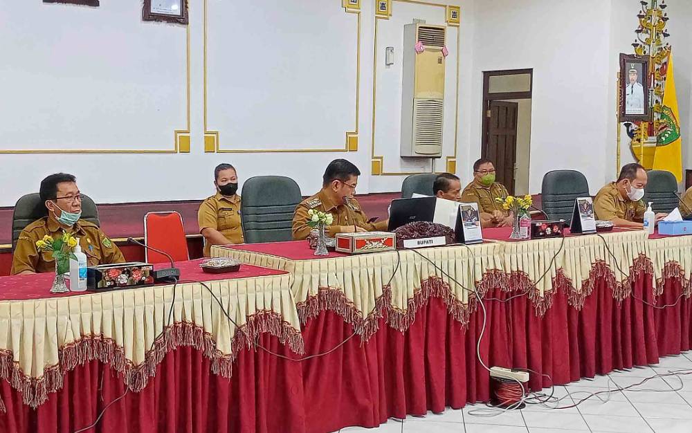 Bupati Barito Timur Sampaikan Penjelasan Atas Pengajuan Nota Keuangan dan Raperda APBD 2023