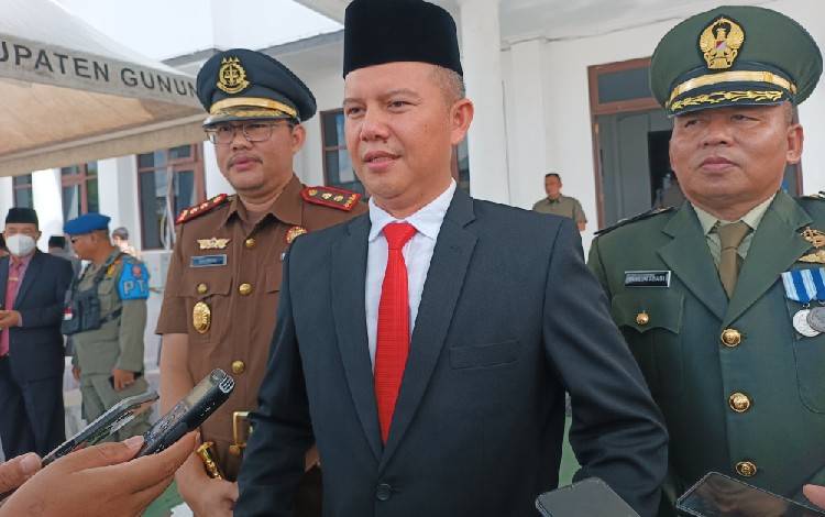 Bupati Gunung Mas Dorong PBS Segera Realisasikan Perjanjian Perbaikan Jalan Palangka Raya - Kuala Kurun