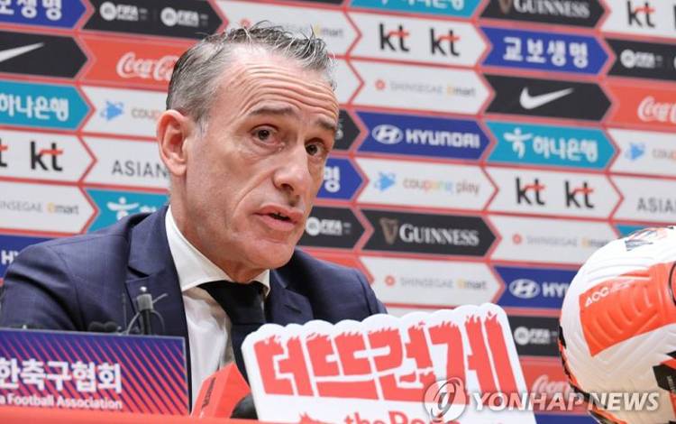 Pelatih Korsel Langsung Fokus pada Laga Awal Lawan Uruguay