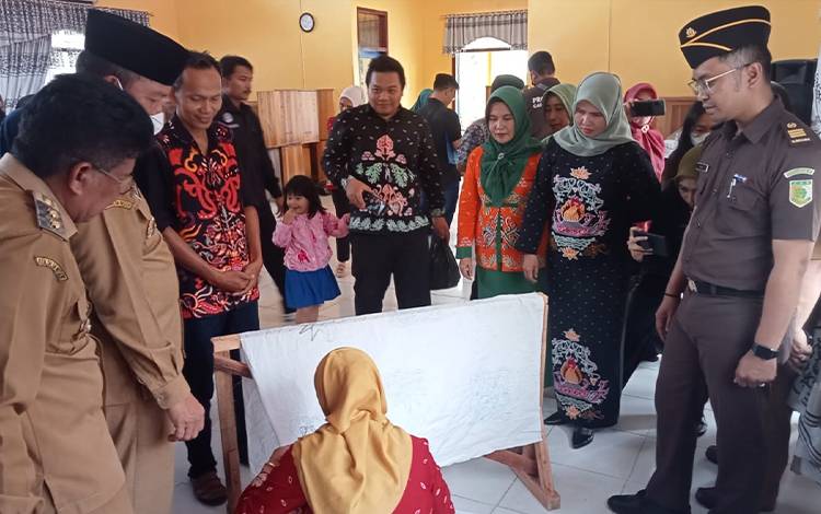 Bupati: Pelatihan Membatik Bentuk Kepedulian kepada Industri Kecil dan Kerajinan Daerah