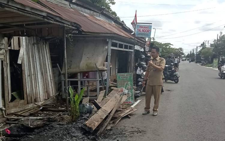 Tim Gabungan Bersihkan Drainase di Wilayah Kecamatan Pahandut