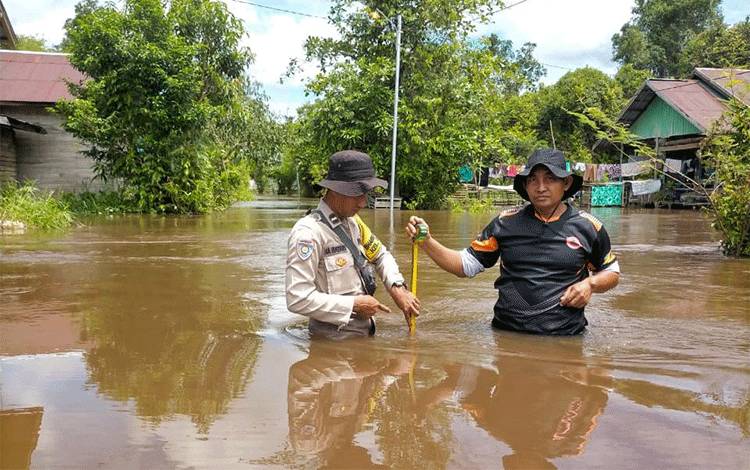Banjir Rendam Tiga Lokasi Permukiman Warga Kelurahan Marang Palangka Raya