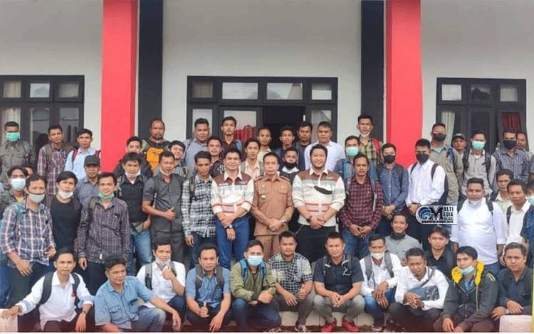 Sekda Murung Raya Hadiri Pembukaan Pembinaan Pendeta dan Pertemuan Suami/Istri Pendeta