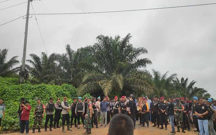 Cornelis Cinta Damai dan Tak Berniat Benturkan Sesama Warga Lokal