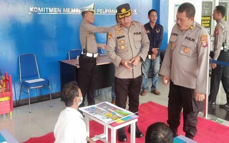 Satlantas Polres Kapuas Gelar Lomba Melukis Konvensional dan Digital Peringati Hari Pahlawan
