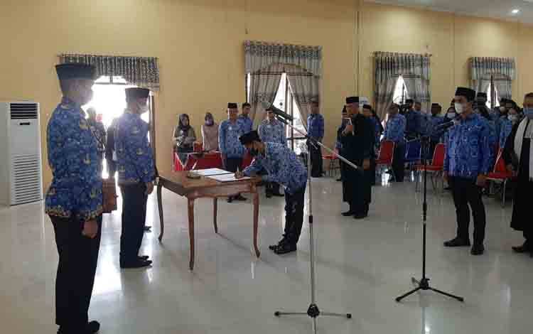 Bupati Sukamara Pinta CPNS yang Baru Diangkat PNS untuk Produktif dan Kreatif