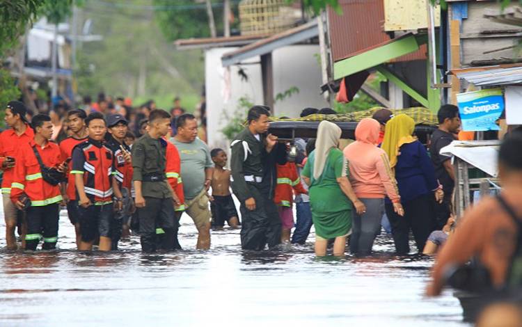 Seorang Lansia Meninggal saat Bencana Banjir