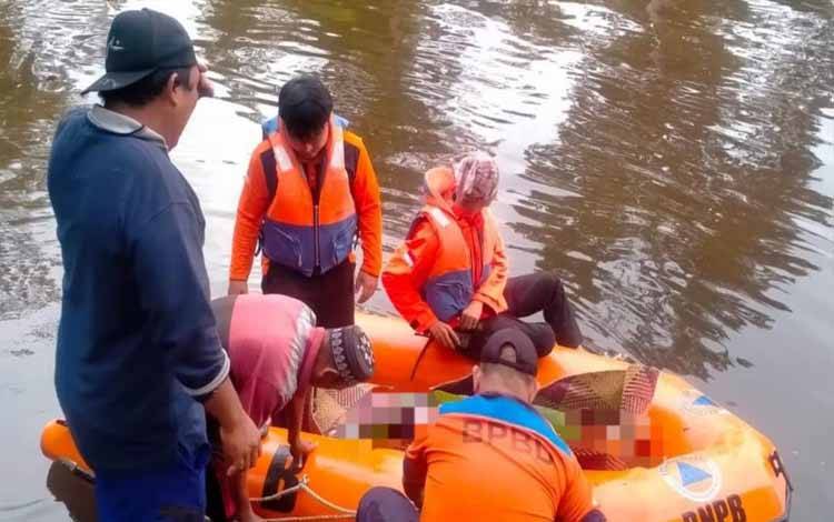 Seorang Lansia Tenggelam di Sungai Ditemukan Meninggal