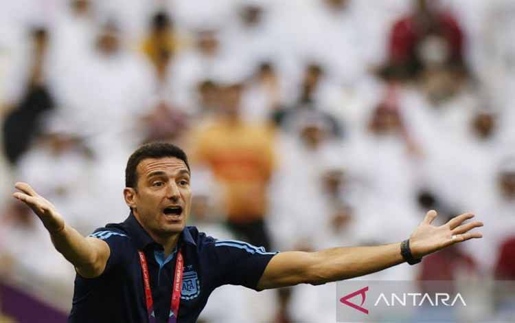 Pelatih Argentina Minta Para Pemainnya Bangkit dan Lupakan Kekalahan