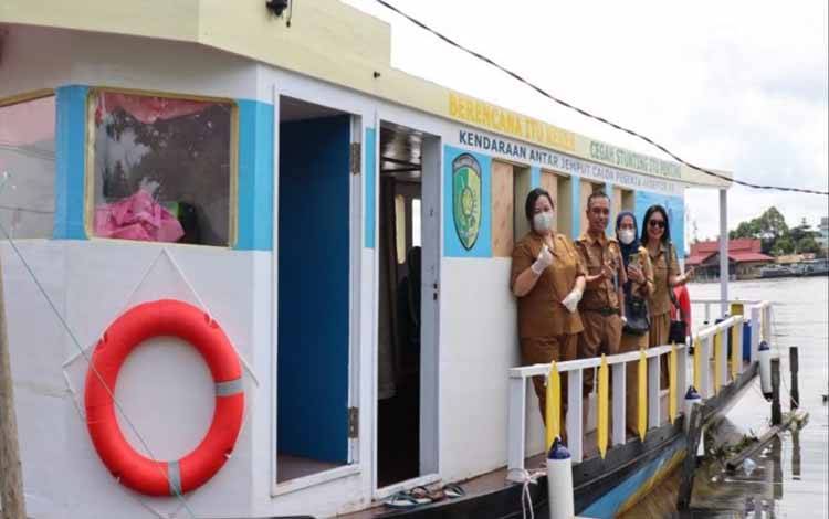 Kapal Pelayanan KB Siap Susuri Sungai Keliling Palangka Raya