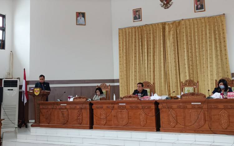 Fraksi Nasdem - Hanura DPRD Gumas Minta Pembangunan Jalan di Dapil 3 Diprioritaskan