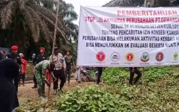Spanduk Penghentian Kegiatan PT Gemareksa Dianggap Sebarkan HOAX dan Dilaporkan Ditreskrimsus Polda Kalteng