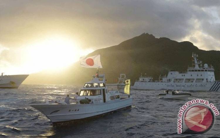 Kapal China dengan Meriam Masuki Perairan Jepang Dekat Senkaku
