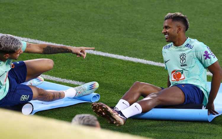 Casemiro Dukung Rodrygo Gantikan Neymar
