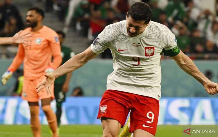 Gol Pertama Lewandowski Bantu Polandia atasi Arab Saudi 2-0