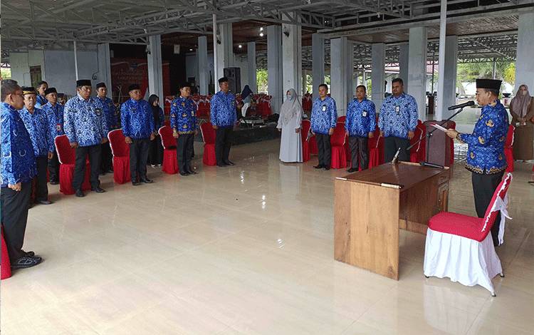 Bupati Seruyan Lantik 10 Pejabat Struktural