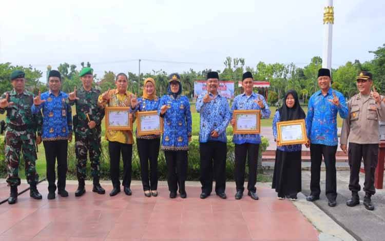 Program Kampung Iklim di Kelurahan Marang Bawa Keuntungan Bagi Petani