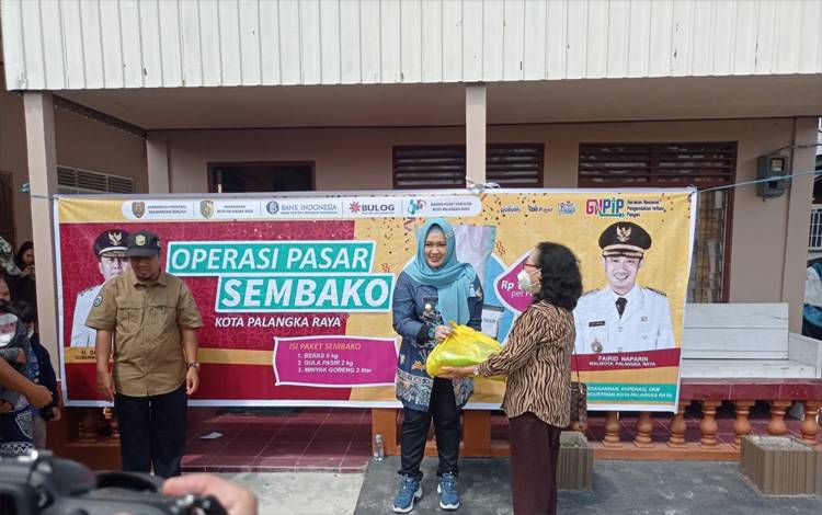 Pemko Palangka Raya Gencarkan Operasi Pasar Cegah Inflasi Akhir Tahun