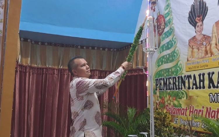 Safari Natal Pemkab Gunung Mas Dimulai di Desa Tanjung Riu