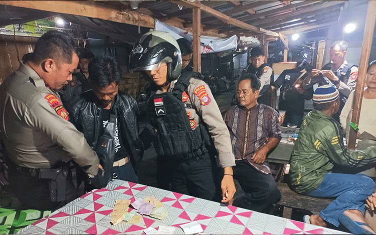 Bandar dan Pembeli Judi Togel di Kompleks Puntun Diamankan Polisi
