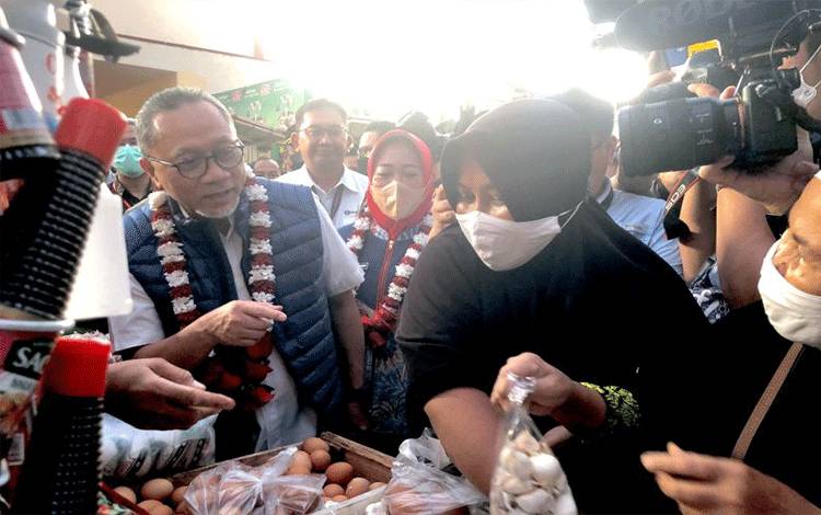 Mendag: Stok dan Harga Bahan Pokok Aman Jelang Natal dan Tahun Baru