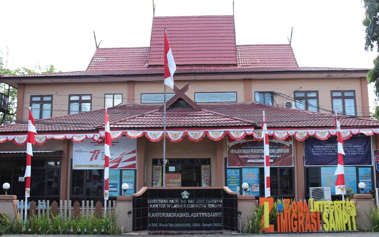 Imigrasi Sampit Catatkan PNBP Keimigrasian Lebih dari 3 Miliar