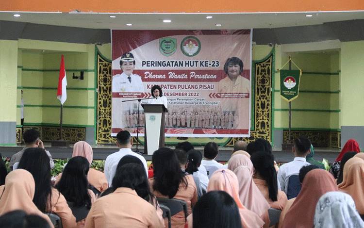 Taty Narang Ajak DWP Dorong Pembanguan Pulang Pisau
