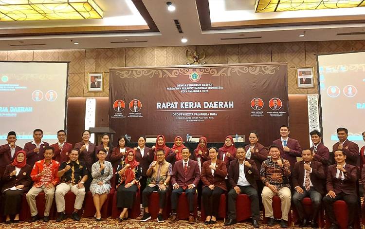 Heru Beri Motivasi pada Rakerda PPNI Kota Palangka Raya