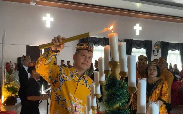 Bupati Gunung Mas Ajak Gereja Tingkatkan SDM