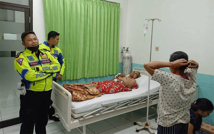 Pejalan Kaki Usia 60 Tahun Ditabrak Sepeda Motor di Janah Jari