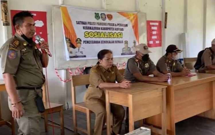 Satpol PP dan Damkar Kapuas Gencarkan Sosialisasi Cegah Kenakalan Remaja