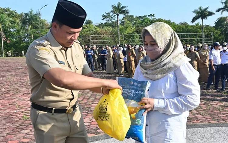 Pemkab Lamandau Komitmen Perjuangkan Nasib THL  ?