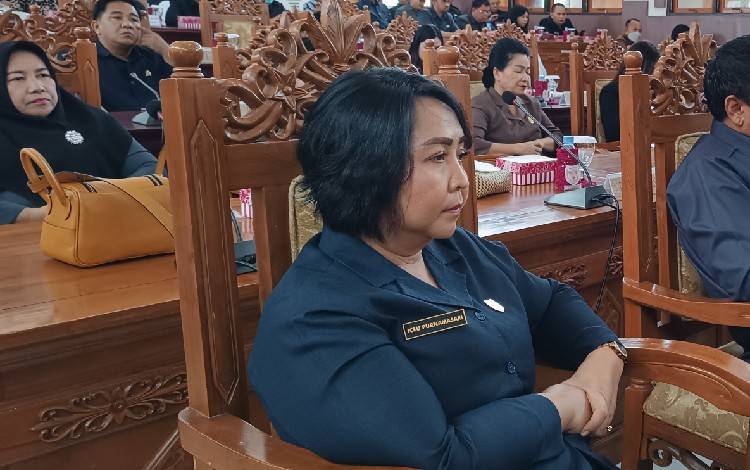 Catatan Bapemperda DPRD Gunung Mas soal Raperda Pengawasan dan Pengendalian Minuman Beralkohol