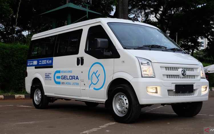 DFSK Mulai Produksi Mobil Listrik Gelora E di Indonesia pada 2023