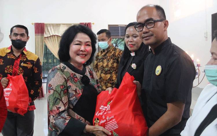 Bupati Pulang Pisau Minta OPD Saling Dukung Stabilitas Harga