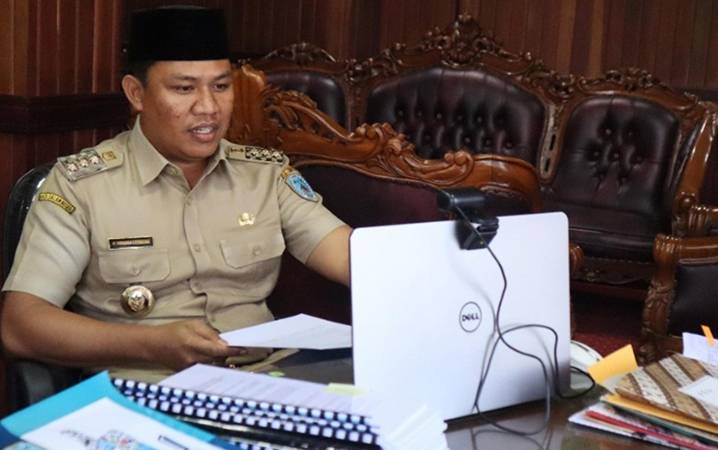 Bupati Lamandau: Guru Harus Tingkatkan Kompetensi di Era Digital