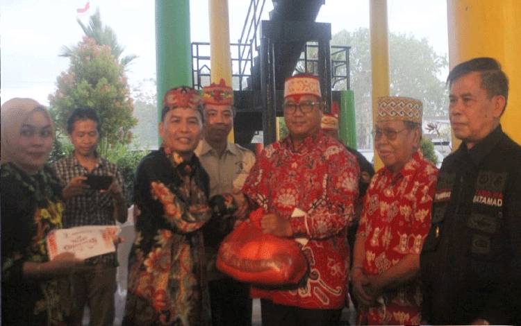 Ketua DAD Kalteng Ajak Jaga Toleransi dan Gotong Royong?