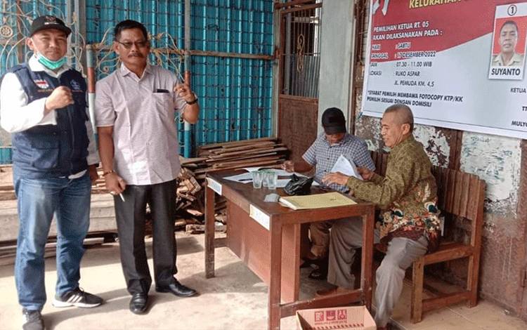 Anggota DPRD Kapuas ini Apresiasi Pemilihan Ketua RT di Selat Utara