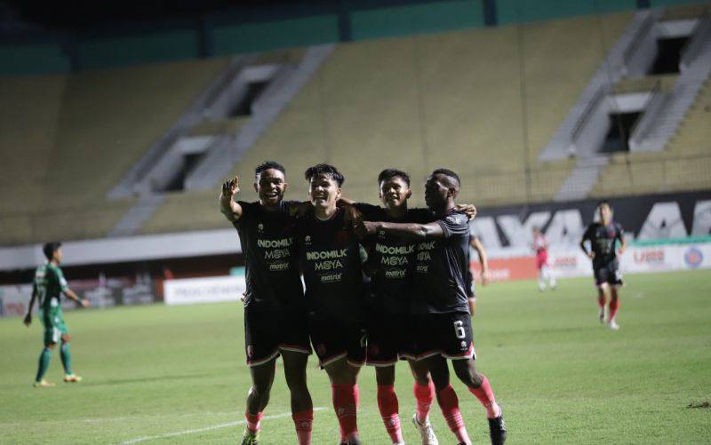Persita Tak Mau Remehkan Persib Meski Kurang Pemain