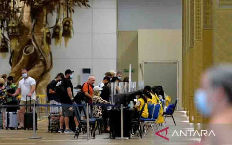 Bandara Bali Prediksi Layani 827.779 Penumpang selama Natal - Tahun Baru