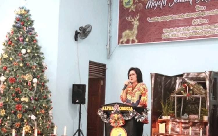 Bupati Pulang Pisau Safari Natal di Bukit Bamba