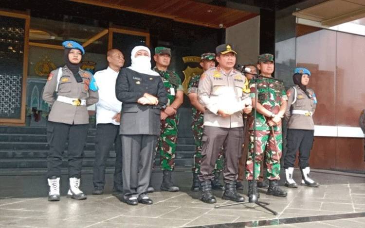 Khofifah: Tidak Ada Dokumen Gubernur-Wagub Jatim yang Dibawa KPK