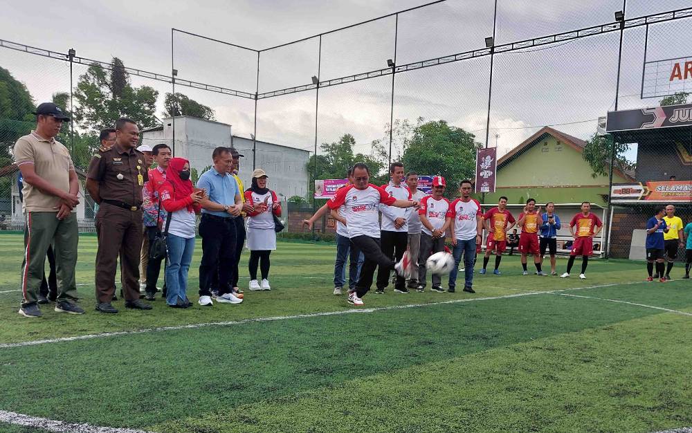 22 Tim Ikuti Turnamen Mini Soccer KPU Kapuas