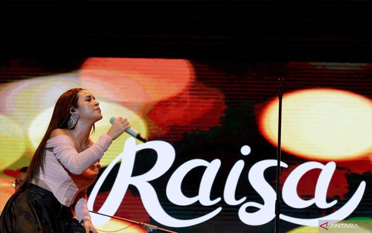 Raisa Rilis Video Musik "Jangan Cepat Berlalu"