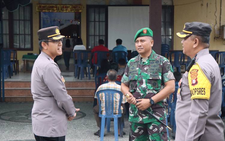 Kapolres Katingan Tinjau Perayaan Ibadah di Gereja