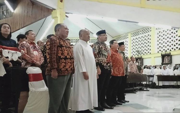 Menteri Agama Hadiri Perayaan Natal dengan Umat Kristiani di Kupang