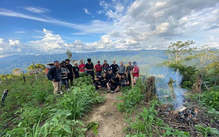Polisi Gerebek 11 Hektare Ladang Ganja